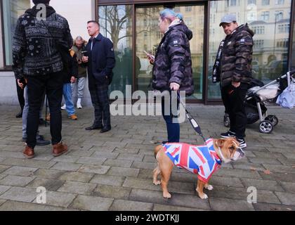 Westminster Magistrates Court, London, UK. 22nd Jan 2024. Tommy Robinson charged over antisemitism protest - court hearing at Westminster Magistrates Court. Credit: Matthew Chattle/alamy Live News Stock Photo