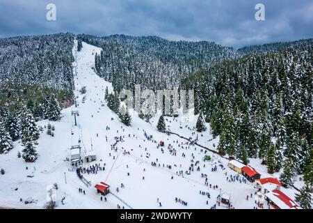 Pertouli Ski Center, Pyli Municipality, Trikala, Thessaly, Greece Stock Photo