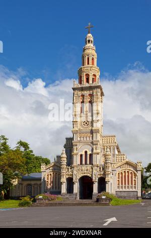 The Église Sainte-Anne de Saint-Benoît (English: St. Anne's Church) is the name given to a Catholic church on the island of Reunion, French overseas d Stock Photo