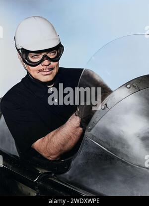 Clark Gable in a race car - in To Please A Lady  (MGM, 1950) colorized Stock Photo