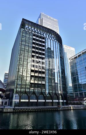 YY London building, 30 South Colonnade, Canary Wharf, Docklands, East London, United Kingdom Stock Photo