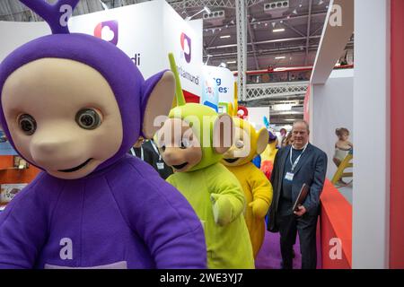 Olympia, London, UK. 23rd Jan, 2024. The 70th anniversary Toy Fair, organised by the British Toy & Hobby Association, opens 23 January-25 January 2024. The UK's largest dedicated toy, game and hobby trade show takes place annually at the end of January at Olympia London. Image: The Toyfair Parade 2024. Credit: Malcolm Park/Alamy Live News Stock Photo