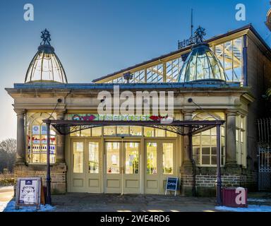 Entrance to the conservatory of the Pavilion Gardens in Buxton. Derbyshire, UK Stock Photo