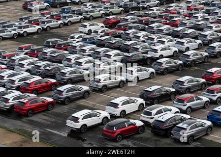 Zeebrugge Belgium Europe. 21.12.2024. New cars parked on the dockside for export and import in the motor trade and shipping.. Stock Photo