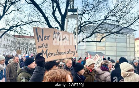 Sign Who votes for AFD, votes for contempt for humanity, Crowd at the demonstration against right-wing extremism on Ludwigsstrasse in Munich, Protest Stock Photo