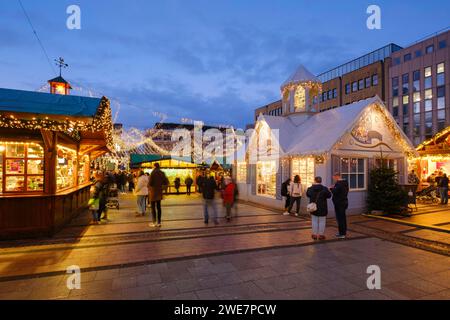 Christmas market at Kennedyplatz, Blue Hour, City of Essen, Ruhr area, North Rhine-Westphalia, Germany Stock Photo