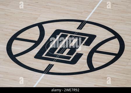 Los Angeles, USA. 23rd Jan, 2024. Basketball, professional league NBA, Los Angeles Clippers - Los Angeles Lakers, main round, crypto.com Arena. The Los Angeles Clippers logo on the center circle. Credit: Maximilian Haupt/dpa/Alamy Live News Stock Photo