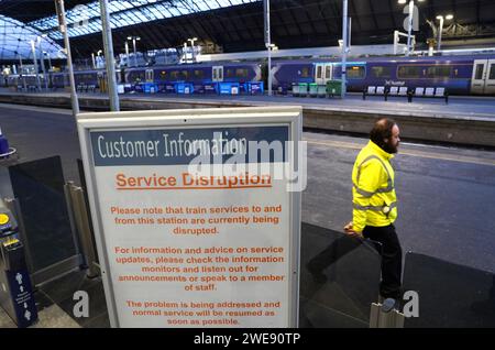 An empty Glasgow Queen Street as all trains are cancelled throughout ...