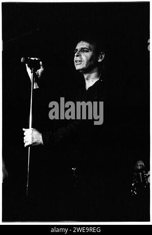 GARY NUMAN, CONCERT, 2004: Music legend Gary Numan playing at The Barfly Club in Cardiff, Wales, UK on 4 March 2000. Photo: Rob Watkins.  INFO: Gary Numan, born in 1958, is a pioneering English musician. Emerging in the late '70s, his electronic and industrial sound, epitomized in hits like 'Cars' and albums like 'The Pleasure Principle,' influenced the new wave and synth-pop genres, leaving an enduring impact on the music landscape. Stock Photo