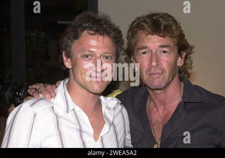 Axel Pape, Schauspieler bei 'Die Wache', und Peter Maffay bei der after race party, Mallorca Spanien 2003. Stock Photo