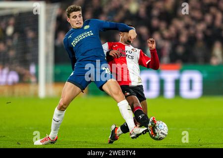 Rotterdam, Netherlands. 24th Jan, 2024. Rotterdam - Guus Til of PSV and Quinten Timber of Feyenoord during the match between Feyenoord v PSV at Stadion Feijenoord De Kuip on 24 January 2024 in Rotterdam, Netherlands. Credit: box to box pictures/Alamy Live News Stock Photo