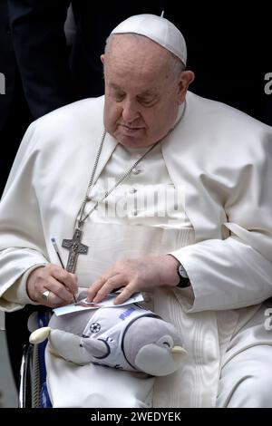 Vatican City Vatican 24 January 2024 Pope Francis During His Weekly   Vatican City Vatican 24 January 2024 Pope Francis During His Weekly General Audience In The Paul Vi Hall At The Vatican Maria Grazia Picciarellaalamy Live News 2wedyek 