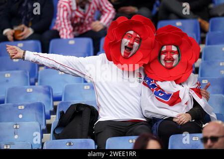 File photo dated 13-02-2022 of England fans. Steve Borthwick feels that England supporters 'deserve better' when it comes to performances and results in the Guinness Six Nations. Picture date: Sunday February 13, 2022. Issue date: Thursday January 25, 2024. Stock Photo