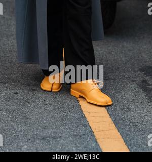 Fashion details outside ANNAKIKI show during Milan Fashion Week Womenswear Spring/Summer 2024. Stock Photo