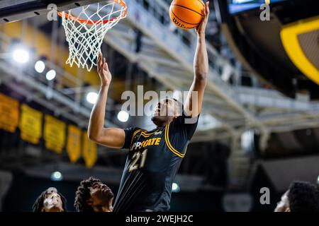 Boone, NC, USA. 25th Jan, 2024. Appalachian State Mountaineers forward Justin Abson (21) shoots against the Georgia Southern Eagles inthe NCAA basketball matchup at Holmes Center in Boone, NC. (Scott Kinser/CSM). Credit: csm/Alamy Live News Stock Photo