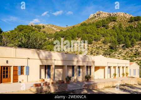 Galatzo refuge, dry stone path, GR221, Calvia, Natural area of the Serra de Tramuntana., Majorca, Balearic Islands, Spain Stock Photo