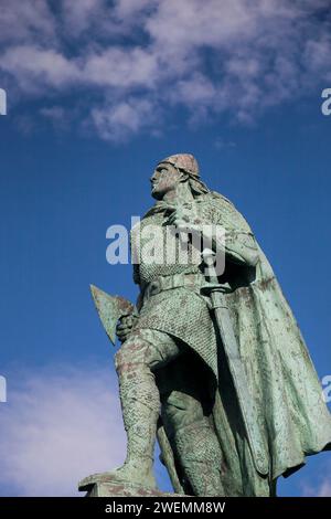 Iceland, Reykjavik, statue of Leif Eriksson donated to the Icelandic nation by the US Congress in 1930 for the 1,000th anniversary of the Alþingi. Stock Photo