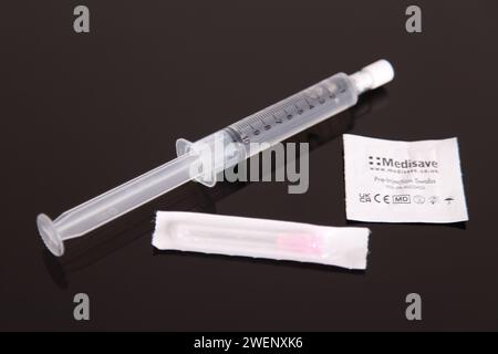 Spore Injection Spore Syringe for Mycology - mushroom spores suspended in distilled and ...
