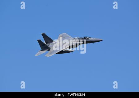 LN 163 - USAF McDonnell Douglas F-15 Eagle passes through the Mach Loop, Wales Stock Photo