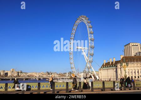 London, UK. 26th Jan, 2024. People walk along Westminster bridge in the bright sunshine. Following heavy rain showers overnight, the capital saw sunshine and clear skies right through to the evening today. Credit: Imageplotter/Alamy Live News Stock Photo