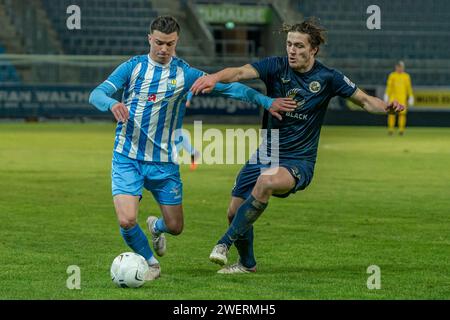 chemnitz-deutschland-26-januar-2024-regionalliga-nordost-20232024-chemnitzer-fc-vs-fc-hansa-rostock-ii-im-bild-leon-damer-chemnitz-und-benno-dietze-rostock-2wermh5.jpg