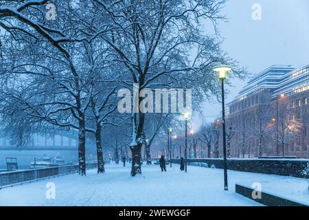 winter at the street Konrad-Adenauer-Ufer district Altstadt-Nord, on the right the office building Neue Direktion, snow, Cologne, Germany. January 17. Stock Photo