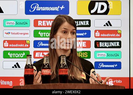 Berlin, Germany. 27th Jan, 2024. Soccer: Bundesliga, assistant coach Marie-Louise Eta of 1. FC Union Berlin speaks at the press conference before the match against Darmstadt 98. Credit: Matthias Koch/dpa/Alamy Live News Stock Photo