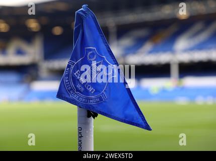 Goodison Park, Liverpool, UK. 27th Jan, 2024. FA Cup Fourth Round Football, Everton versus Luton Town; the Everton FC club crest on a corner flag Credit: Action Plus Sports/Alamy Live News Stock Photo