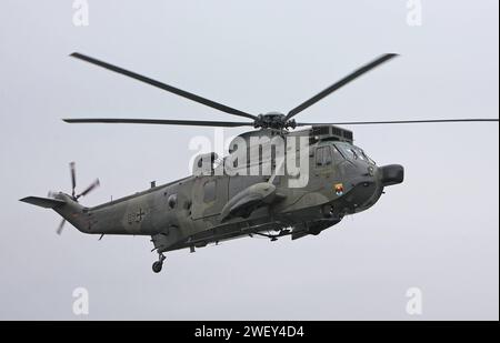 Ein Helikopter Westland Mk41 Sea King der deutschen Marine. Ein Helikopter Westland Mk41 Sea King der deutschen Marine. *** A Westland Mk41 Sea King helicopter of the German Navy A Westland Mk41 Sea King helicopter of the German Navy Stock Photo