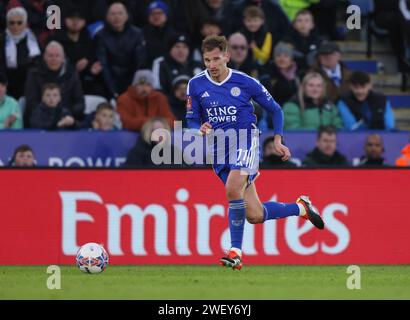 Leicester, UK. 27th Jan, 2024. Marc Albrighton (LC) at the Leicester City v Birmingham City EPL Championship match, at the King Power Stadium, Leicester, UK on 27th January, 2024. Credit: Paul Marriott/Alamy Live News Stock Photo