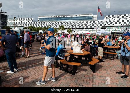 Daytona Beach, Etats Unis. 27th Jan, 2024. Ambiance during the Rolex 24 at Daytona, 1st round of the 2024 IMSA WeatherTech SportsCar Championship, from January 23 to 28, 2024 on the Daytona International Speedway in Daytona Beach, Florida, United States of America - Photo Javier Jimenez/DPPI Credit: DPPI Media/Alamy Live News Stock Photo