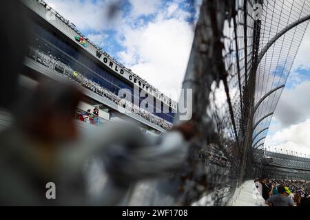 Daytona Beach, Etats Unis. 27th Jan, 2024. Ambiance during the Rolex 24 at Daytona, 1st round of the 2024 IMSA WeatherTech SportsCar Championship, from January 23 to 28, 2024 on the Daytona International Speedway in Daytona Beach, Florida, United States of America - Photo Javier Jimenez/DPPI Credit: DPPI Media/Alamy Live News Stock Photo