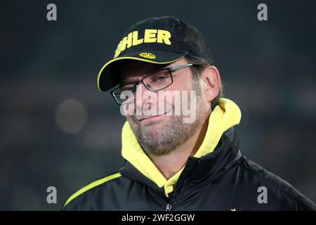 JŸrgen Klopp , Trainer Borussia Dortmund  Fussball DFB Pokal Viertelfinale : FC Bayern MŸnchen - Borussia Dortmund 1:0  © diebilderwelt / Alamy Stock Stock Photo