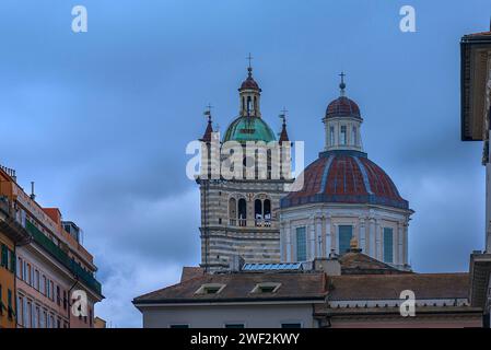 Towers of the baroque Chiesa del Gesu, Via di Porta Soprana, 2, Genoa, Italy Stock Photo