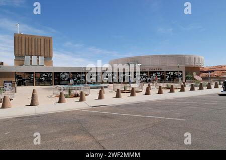 Visitor centre, Glen Canyon Dam on Lake Powell, Colorado River, USA Stock Photo