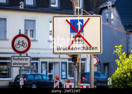 Nachrodt Wiblingwerde, Germany. 28th Jan, 2024. Employees From The ...