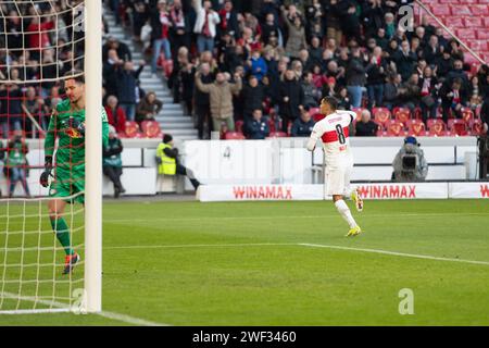 Stuttgart, Deutschland. 27th Jan, 2024. VfB Stuttgart vs. RB Leipzig, Fussball, Herren, 1. Bundesliga, 19. Spieltag, Saison 23/24, GER, 27.01.2024, DFL/DFB REGULATIONS PROHIBIT ANY USE OF PHOTOGRAPHS AS IMAGE SEQUENCES AND/OR QUASI-VIDEO, Foto: Eibner-Pressefoto/Wolfgang Frank Credit: dpa/Alamy Live News Stock Photo