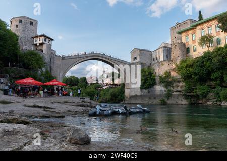 Old bridge in Mostar and Neretva river. UNESCO world heritage site Stock Photo