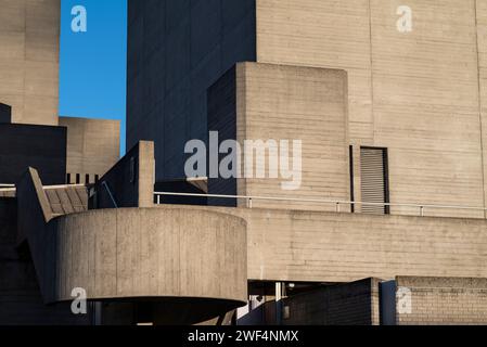 National Theatre, a performing arts venue and associated theatre company located in Southbank, London, England, UK Stock Photo