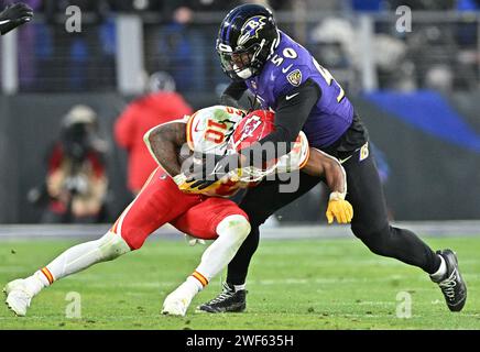 Baltimore Ravens linebacker Kyle Van Noy (50) speaks during a news ...