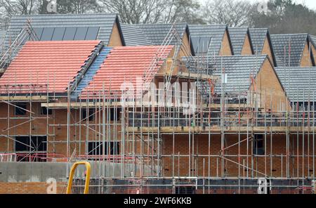 File photo dated 07/01/20 of houses under construction. The UK construction sector is facing an 'immensely difficult period' after 4,370 construction companies went bust over the past year, according to new data. The sector has experienced the highest number of bankruptcies of any industry in the UK for the past three years, according to auditing firm Mazars. In the year to the end of November, 4,370 companies went insolvent compared to 4,086 in 2021/22 and 2,481 in 2020/21. Issue date: Monday January 29, 2024. Stock Photo