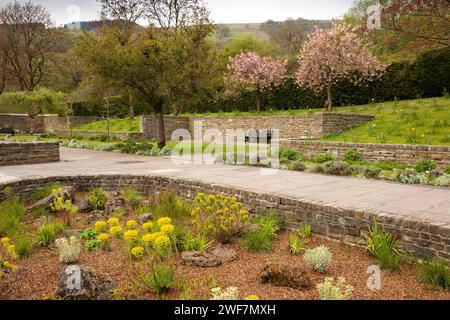 Wales, Glamorgan, Aberfan, memorial garden on site of 1966 Pantglas School disaster Stock Photo