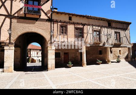 Peñaranda de Duero, Main saquare and traditional houses. Burgos province, Castilla y Leon, Spain. Stock Photo