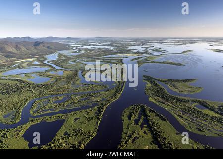 Aerial view of the Pantanal mato-grossense National Park - Serra do Amolar in the background on the left - On the border of the states of Mato Grosso and Mato Grosso do Sul Stock Photo