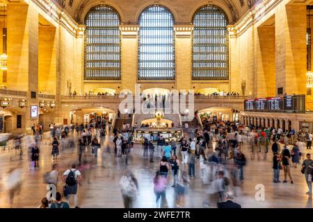 GRAND CENTRAL TERMINAL STATION, NEW YORK, USA - SEPTEMBER 15, 2023.  Landscape of the interior of The main Concourse hall in Grand central Station wit Stock Photo