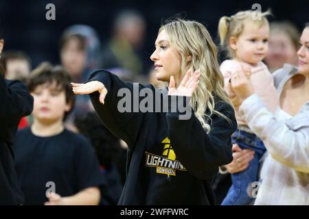 London Ontario Canada, Jan 28 2024. The London Lightning snap their 8 game winning streak with a lost to The Montreal Toundra. London Lightning Dance Stock Photo