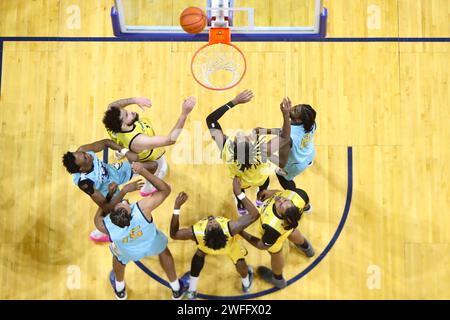 London Ontario Canada, Jan 28 2024. The London Lightning snap their 8 game winning streak with a lost to The Montreal Toundra. Jachai Taylor(2) of the Stock Photo