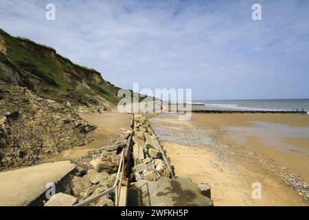 The North Norfolk coast path, Overstrand beach, North Norfolk Coast, England, UK Stock Photo