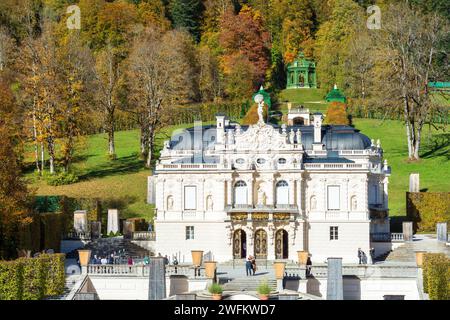 Ettal: Schloss Linderhof Palace, autumn colors in Oberbayern, Garmisch-Partenkirchen, Upper Bavaria, Bayern, Bavaria, Germany Stock Photo