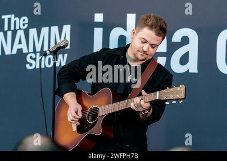 January 24, 2024: Hunter Hayes showcasing Martin Guitars GPCE Inception Maple series at the NAMM SHOW MEDIA NIGHT at Anaheim Convention Center in Anaheim, California on January 24 ,2024 (Credit Image: © Marissa Carter/ZUMA Press Wire) EDITORIAL USAGE ONLY! Not for Commercial USAGE! Stock Photo
